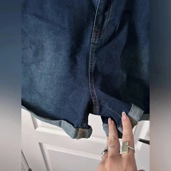 Refuge Denim | High-Waisted Dark Wash Stretchy Miami  Denim Shorts | Size 15 - Picture 8 of 9